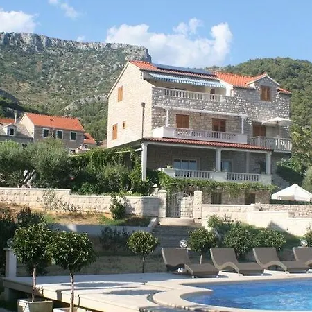 Апартаменты Seaview *